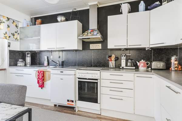 3h + k+ s  Chukotskiy Avtonomnyy Okrug - photo 2