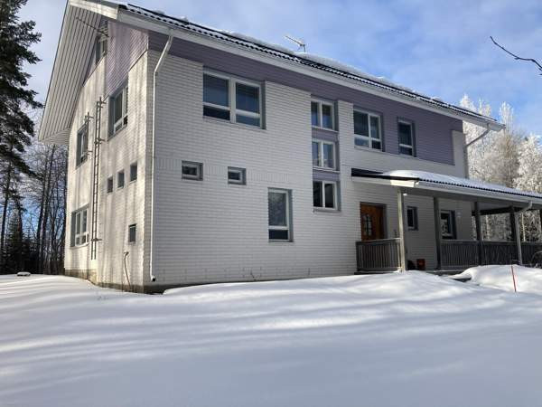 4 mh + th + oh + k + rt + khh + 2 wc + ph + s + kh  Jyvaeskylae – foto 1