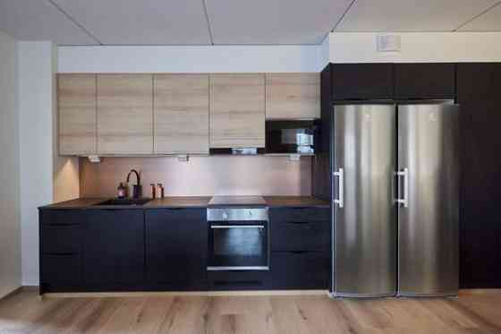 5h + 2 x avok.+ 2 x wc+ kylpyhuone + sauna + lasit  Helsinki