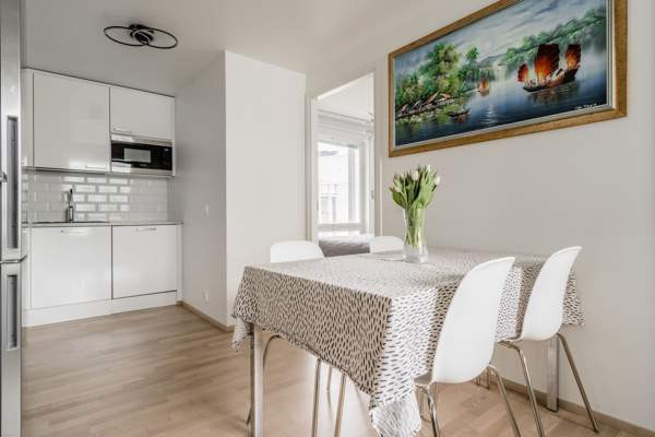 3h+kt+kph+lasitettu parveke  Helsinki - изображение 7