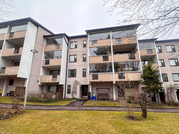 2h + kk+kph+vh+lasit.parv  Helsinki - valokuva 1