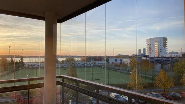 2h + kk + s + p  Helsinki - valokuva 2