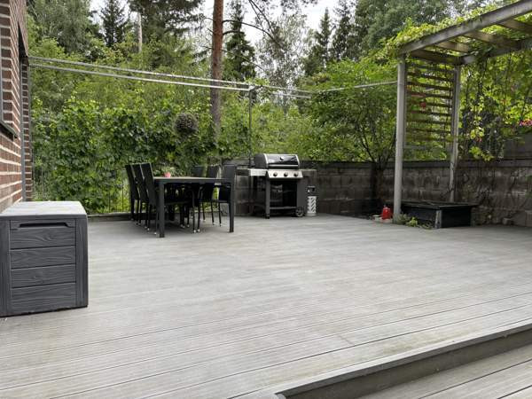 3h+kt+s+iso piha+autohallipaikka  Helsinki - valokuva 3