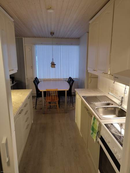 3h + k + s + kph + wc + vaatehuone  + ulkovarasto  Varkaus - valokuva 3