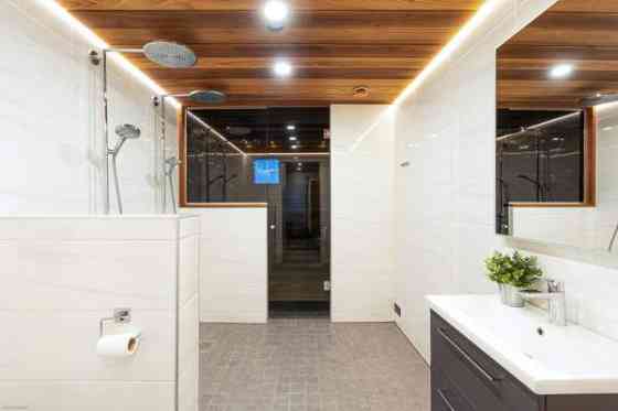 Omakotitalo + erillinen isoautotalli + talvilämmin  Pöytyä