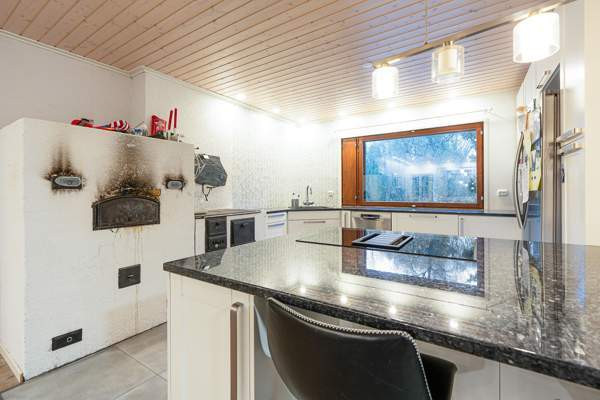 Omakotitalo + erillinen isoautotalli + talvilämmin  Pöytyä - valokuva 3