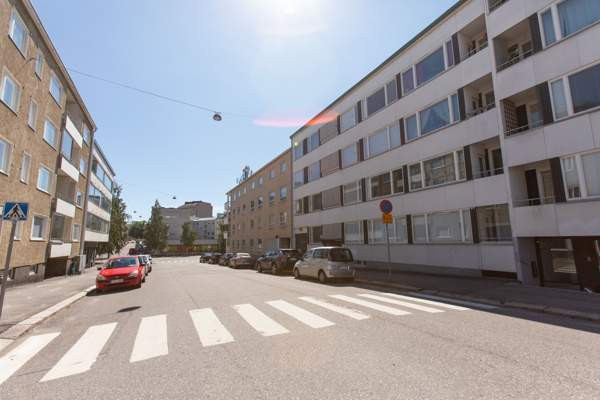 1h +kk+kph+ lasitettuparveke  Helsinki – foto 2