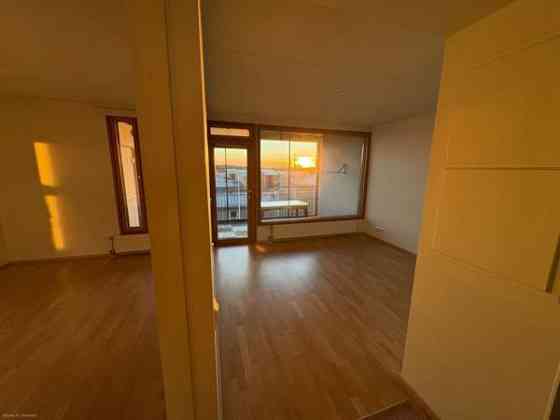 2h + kk + kph + iso lasitettu parveke  Helsinki