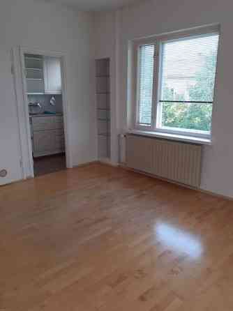 4 h + avok + kk + 2 kph + 2 parveketta  Kokkola