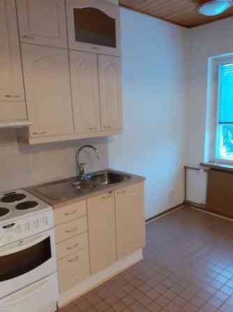 4 h + avok + kk + 2 kph + 2 parveketta  Kokkola