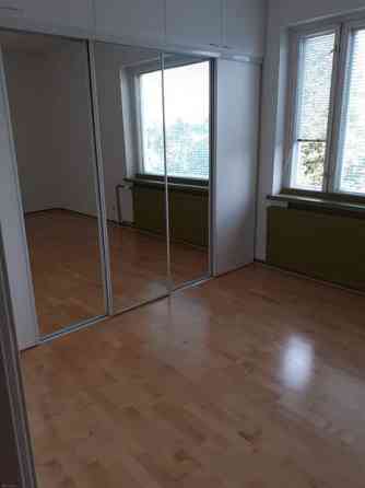 4 h + avok + kk + 2 kph + 2 parveketta  Kokkola