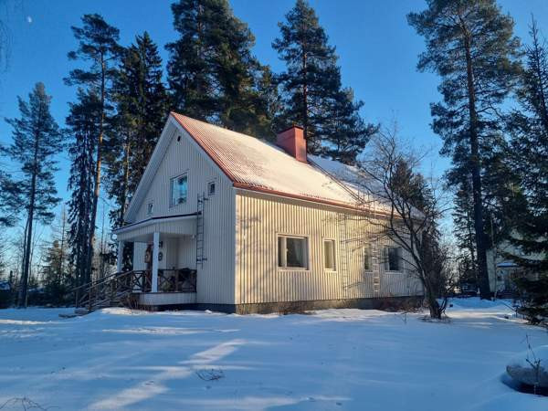 2h + k +  kh + vh + alakerta  Luga - valokuva 3