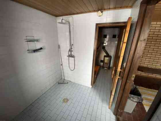 4h, k, vh, 2xWc, khh, pkh, psh, s, kattilah, puuva  Loppi