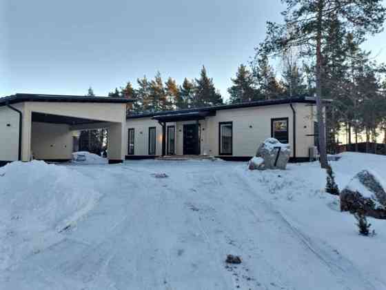 5h k/oh, kph/ wc, s, wc, khh, vh, autokatos/ varas  Naantali