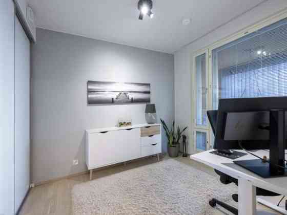 3h+k, 2 vaatehuonetta, kph +sauna sekä 2 WC tilaa,  Tampere