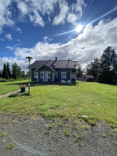 4mh+oh+k+s+2ph+khh+3wc  Ylitornio - valokuva 1