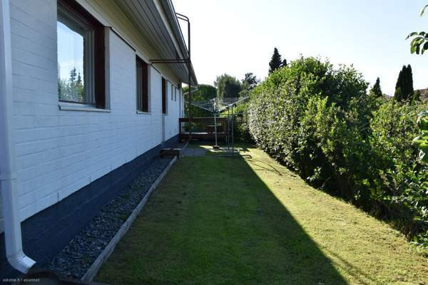 4h + k + s + ph + khh + wc +autotalli  Zaporiz'ka Oblast' - valokuva 4