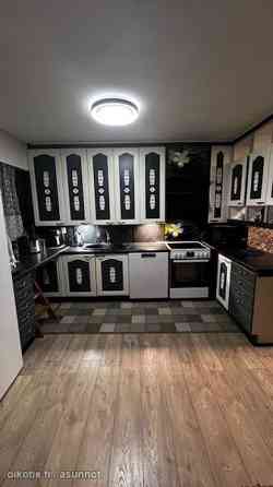 5h: Oh+ 3mh+ th+ 2 x kph+2 x wc + s + k, khh +vh +  Sysmä