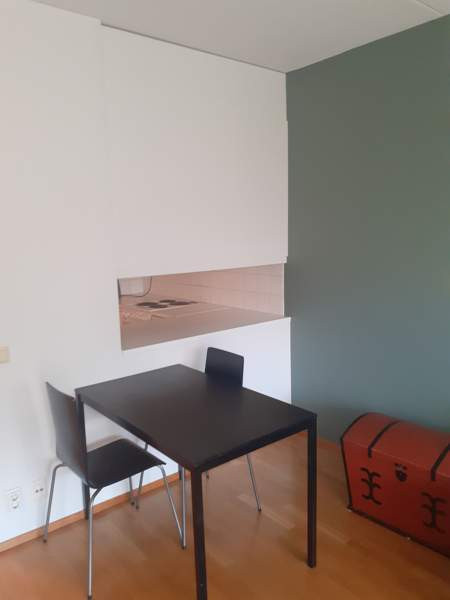 2h + kk + s + p  Helsinki - valokuva 6