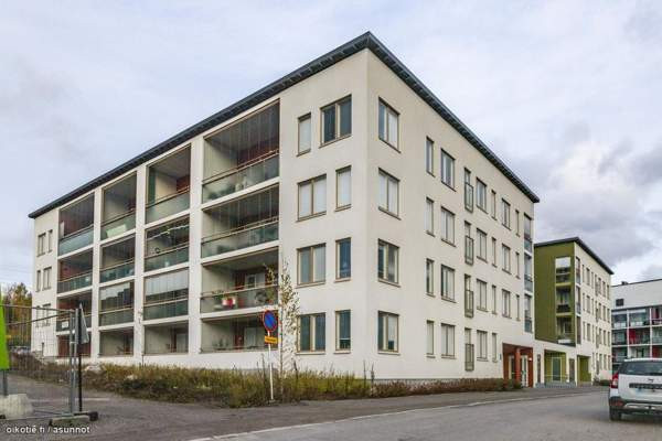 1h  Vantaa - valokuva 3