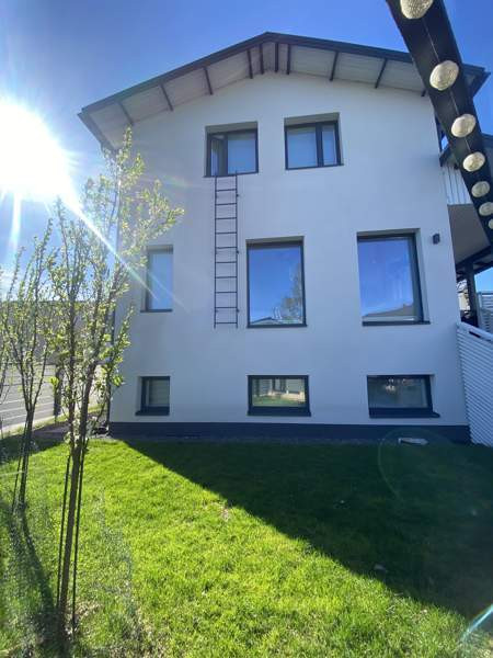 3 mh, askartelutila, keittiö, oh, 3 wc, kph, s, ul  Helsinki - изображение 1