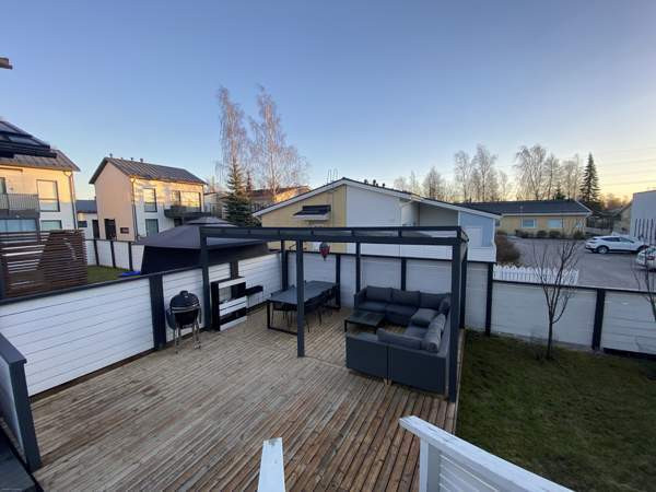 3 mh, askartelutila, keittiö, oh, 3 wc, kph, s, ul  Helsinki - изображение 2