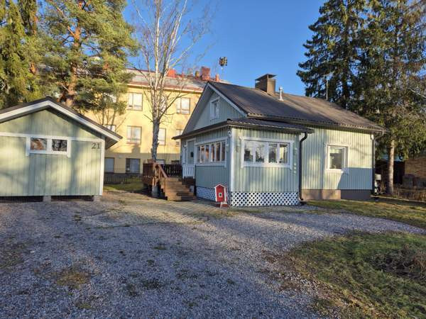 2h + k + 2 yläkerran makuutilaa/huonetta + saunaos  Vantaa - valokuva 1