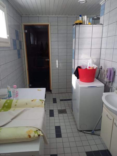 3h + k + kh + s + wc + vh + autotalli  Kiuruvesi - valokuva 4