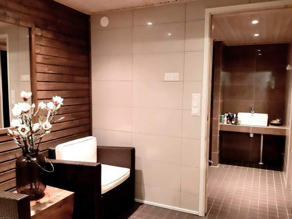 6h + k+s + khh+ takkah + harrasteh + 2 varastoa, t  Kiuruvesi - valokuva 4