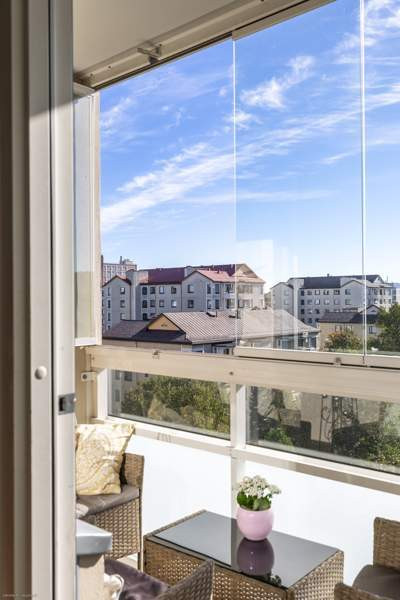 1h + kk + kph, lasitettu parveke  Тампере - изображение 7