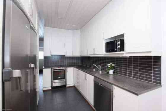 2h, k, s, kph, vh, las.p + autokatos & varasto  Jyvaeskylae