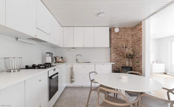 3h + avok + oh + s + autotalli + iso piha + maakel  Vantaa - valokuva 4