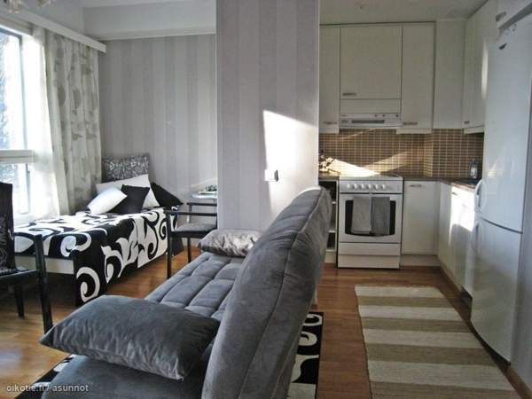 2h + kph+ s + p  Dzhankoy - valokuva 1