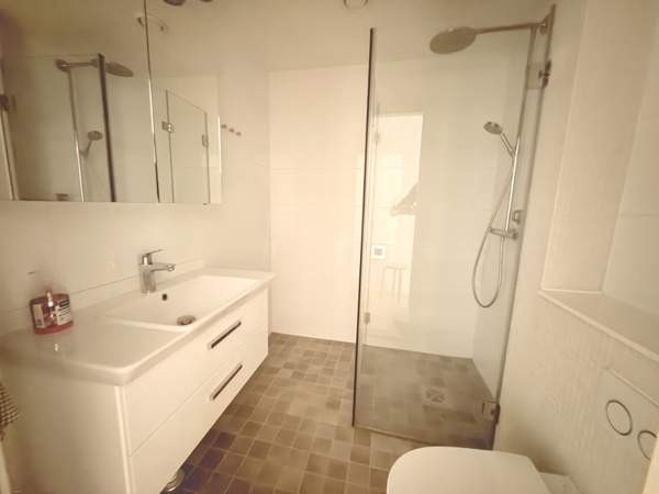 6h + k + iso koko asunnon levyinen parveke  Espoo – foto 4