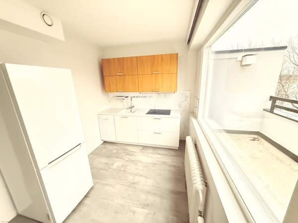 6h + k + iso koko asunnon levyinen parveke  Espoo – foto 3