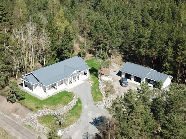 4h + k + s +kph +wc + p +2 auton autotalli + 2 aut  Kaarina - photo 2