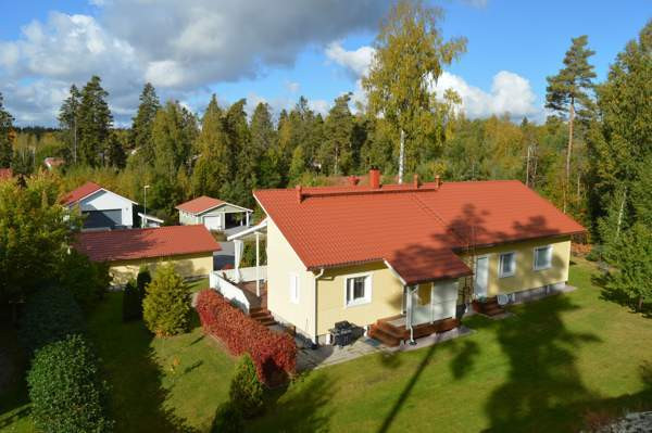 4 mh + oh + k + s + ph + khh + wc + vh  Siuntio - valokuva 3