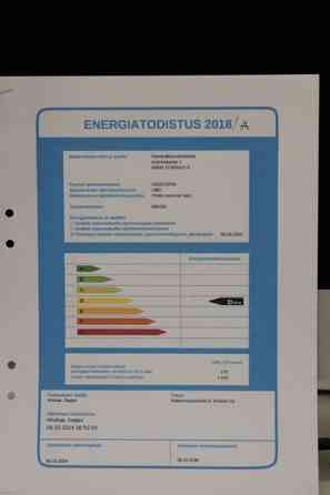 yläkerta asunto= 5 huonetta /Alakerassa  2 huonett  Jyvaeskylae