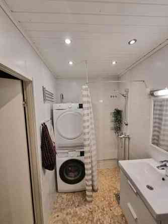 3h + k + lasitettu parveke  Vantaa