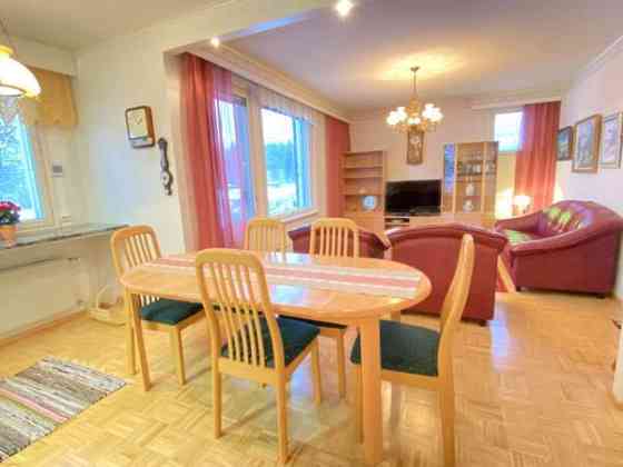 3h+avok+vh+kph+s+wc+kaksi parveketta+porrashissi  Kitee