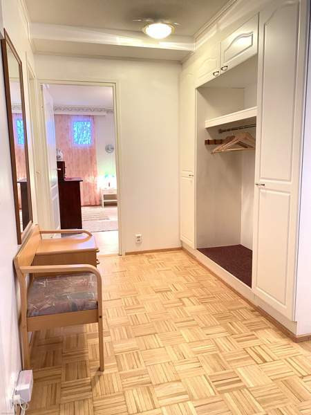 3h+avok+vh+kph+s+wc+kaksi parveketta+porrashissi  Kitee – foto 7