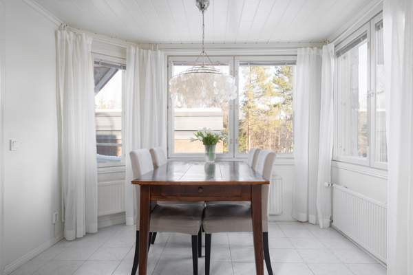 5H+K+S+2xKPH+3xWC+KHH+3xP. Lisäksi huoneet ullakol  Espoo – foto 8