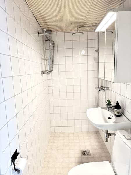 1h + kk  Helsinki - valokuva 6