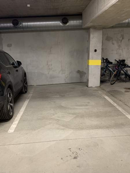 Latauspisteellinen autopaikka  Helsinki – foto 1