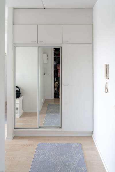 3h + k + kph + s + las.parveke  Helsinki - photo 2