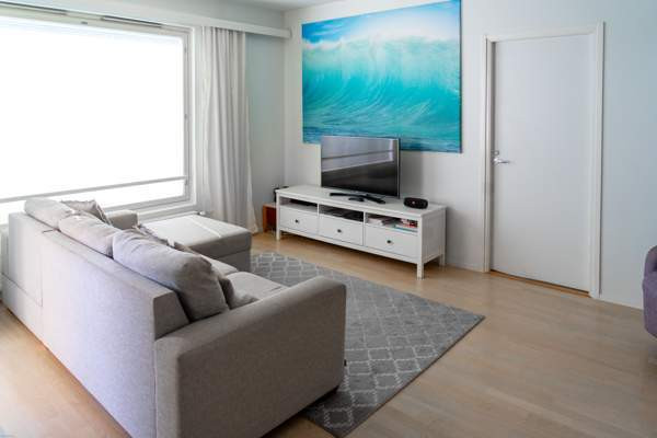 3h + k + kph + s + las.parveke  Helsinki - photo 7