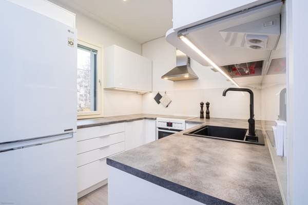 2h + kk + kph + lasitettu parveke  Espoo - valokuva 5