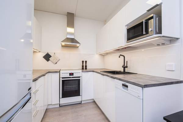 2h + kk + kph + lasitettu parveke  Espoo - valokuva 4