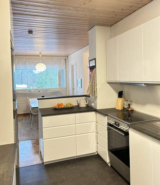 4h + k + kph + sauna + erillinen wc + ruokailutila  Espoo – foto 8