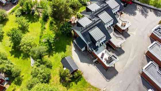 4h + k + 2 wc + kph + s + vh + parveke + terassi +  Turtkul